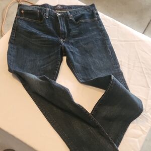 Lucky Brand Dark Blue Denim Jeans